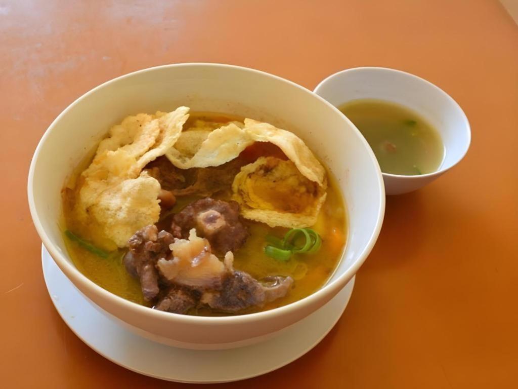 Augusta Sukabumi Hotel Ngoại thất bức ảnh