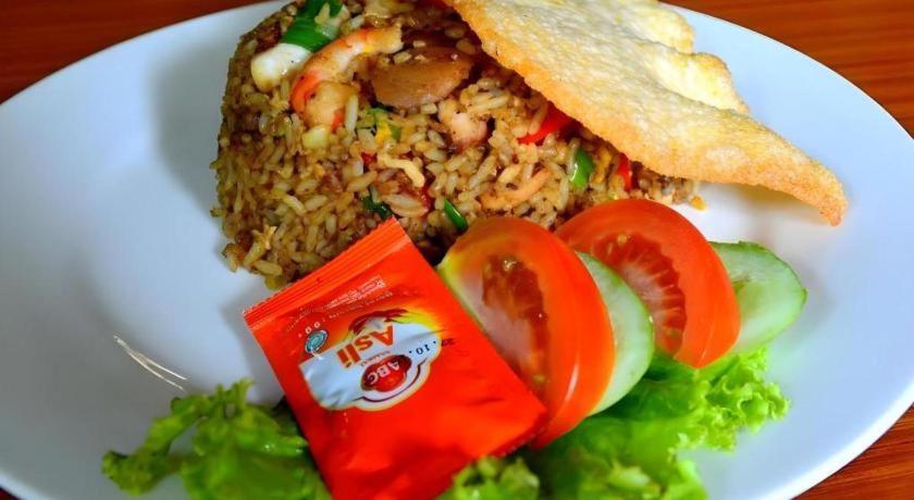 Augusta Sukabumi Hotel Ngoại thất bức ảnh